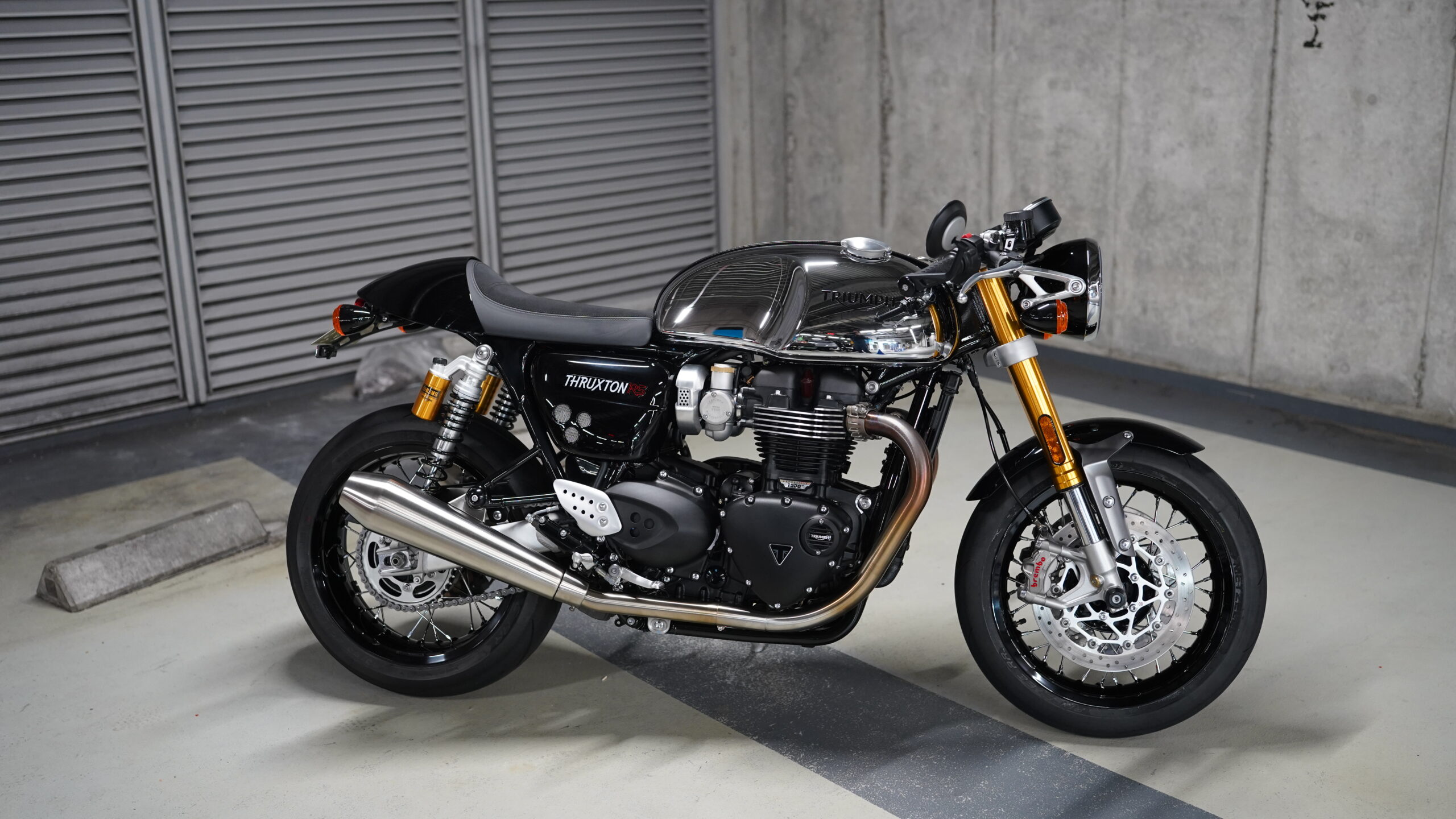 Thruxton Rs Chrome Edition Moto Gallery