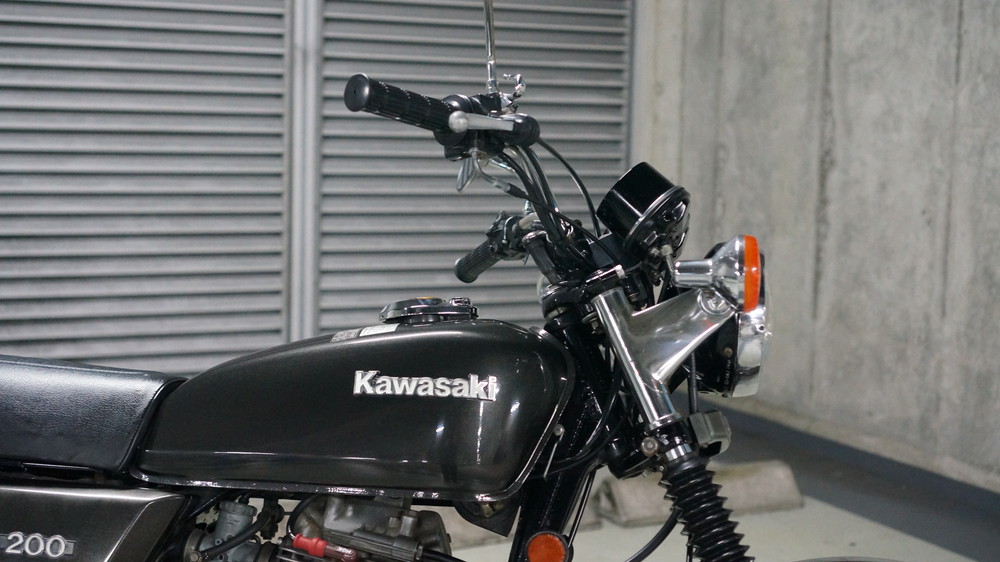 Z200 | Moto-Gallery