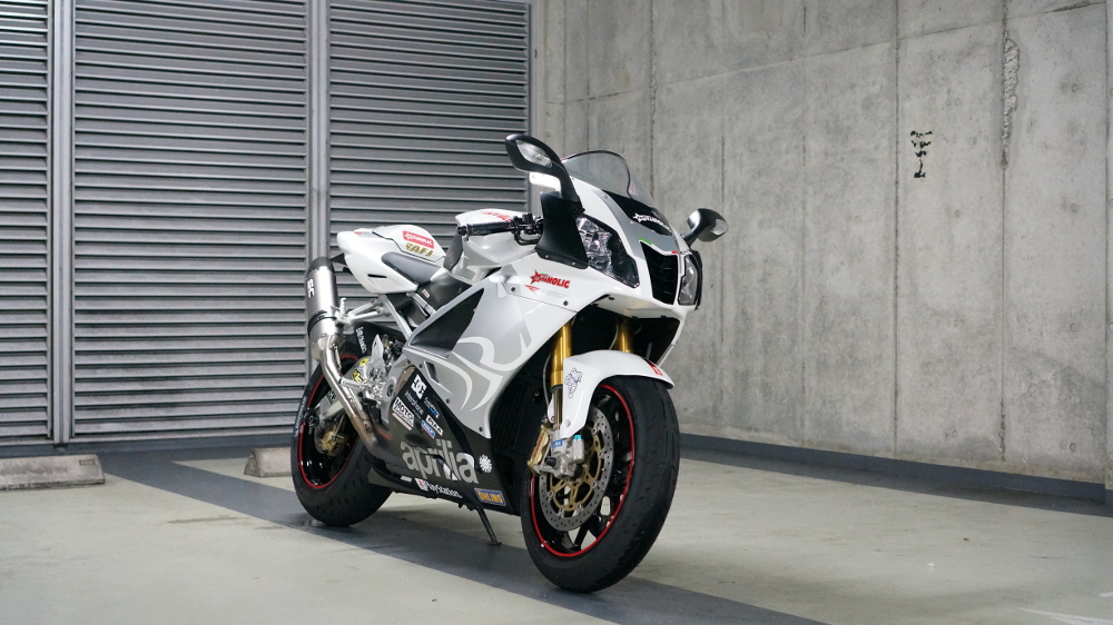 アプリリア RSV1000R バイク洗車 | Moto-Gallery