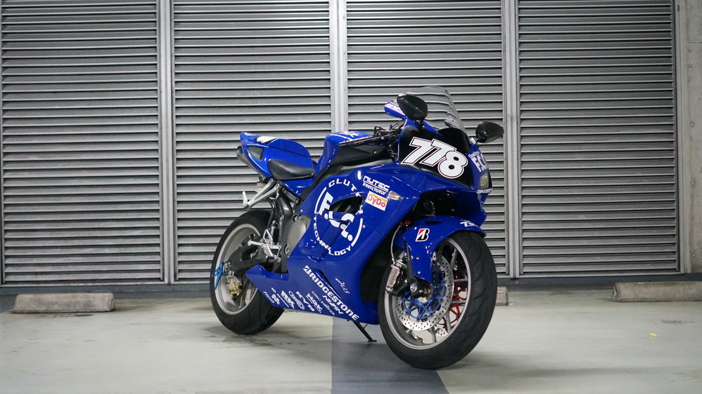 ホンダ CBR1000RR SC57 2004年式 バイク洗車 | Moto-Gallery