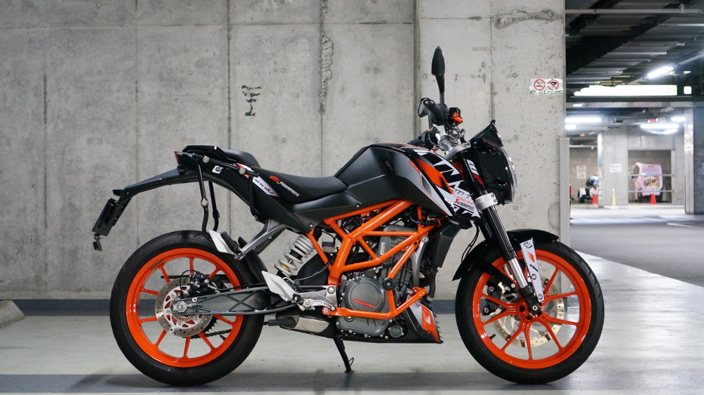【KTM】250duke   2015年式　カスタム多数 250DUKE 2015年式 | Moto-Gallery
