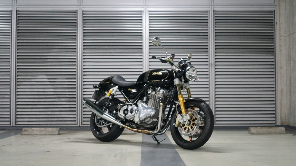 ノートン コマンド 961SE バイク洗車 | Moto-Gallery