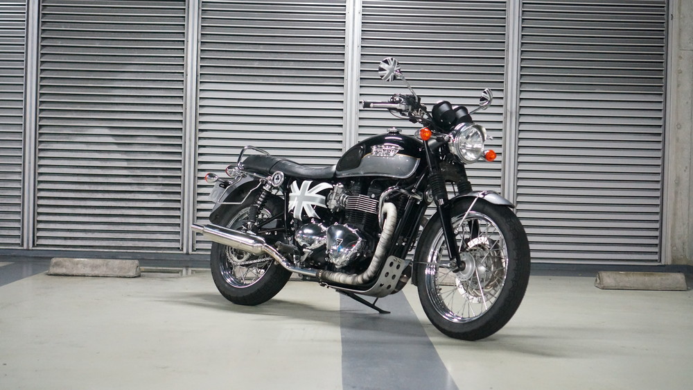 トライアンフ ボンネビルT100 2014年式 バイク洗車 | Moto-Gallery