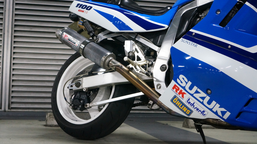 スズキ GSX-R1100 1991年式 バイク洗車 | Moto-Gallery