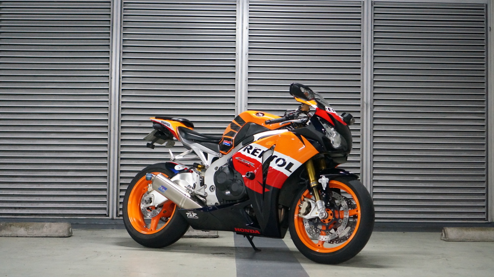 CBR1000RR SC59前期 レプソル 7500キロ ホンダ CBR1000RR 2009年式