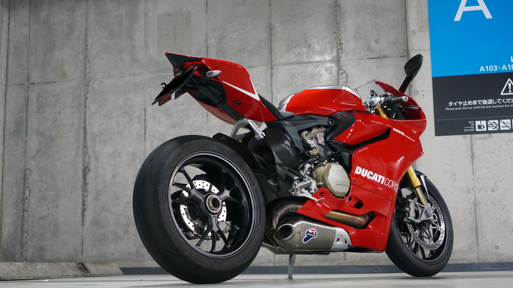 ドゥカティ 1199パニガーレR用LUIMOTO/ルイモト製R Edition 11-15 Ducati Panigale 1199 Comfort Rider Seat Cover (R