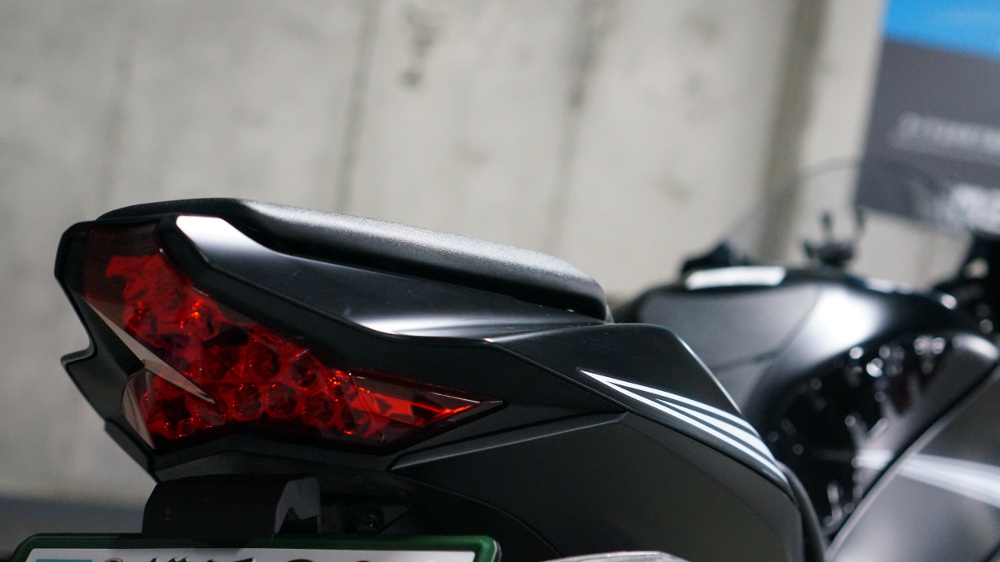 ZX-10R ABS KRT Winter Test Edition 2016年式 | Moto-Gallery