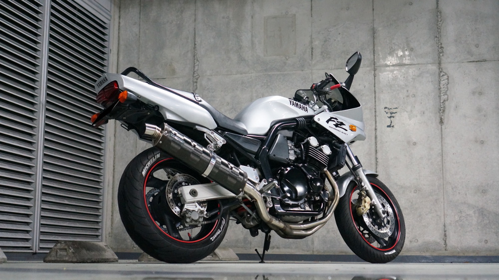 FZ400 1997年式 | Moto-Gallery