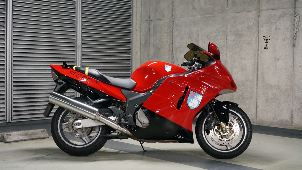 ホンダ CBR1100XX SuperBlackbird バイク洗車 | Moto-Gallery