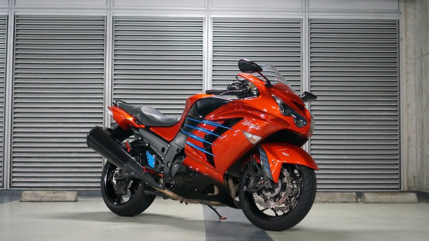 カワサキ ZX-14R バイク洗車 | Moto-Gallery