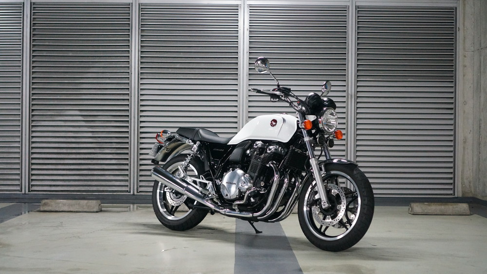 ホンダ CB1100 2018年式 バイク洗車 | Moto-Gallery