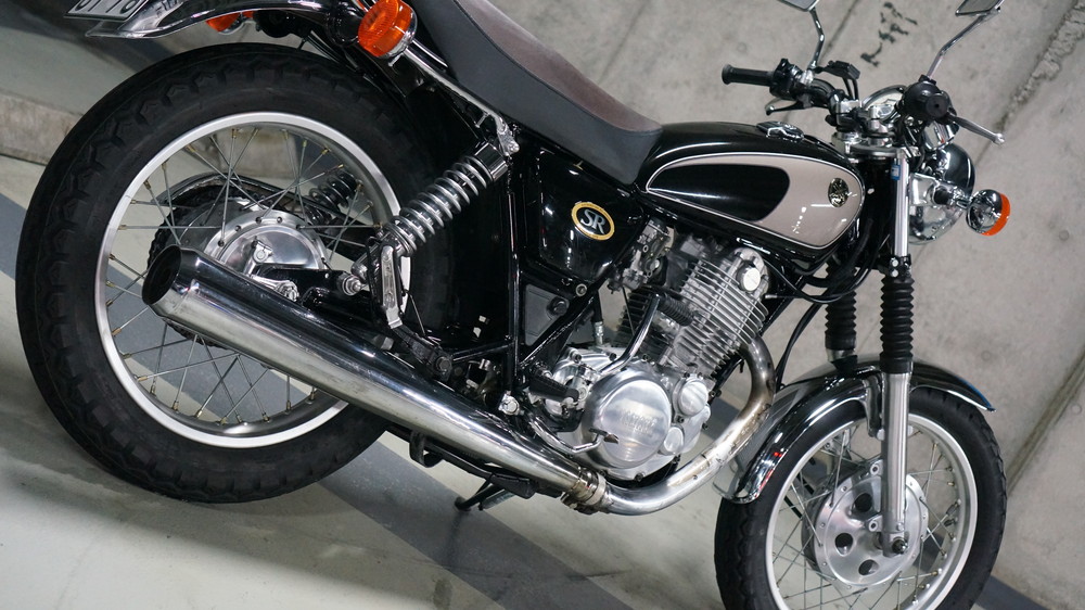 ヤマハ SR400 1994年式 バイク洗車 | Moto-Gallery