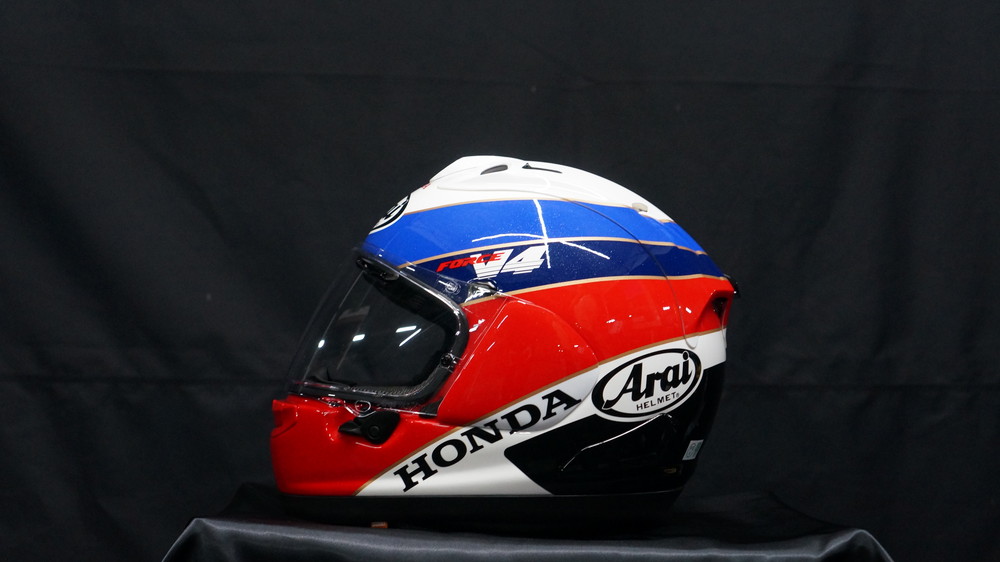 アライVFR750R(RC30) 30周年記念ヘルメット Arai RX-7X | Moto-Gallery