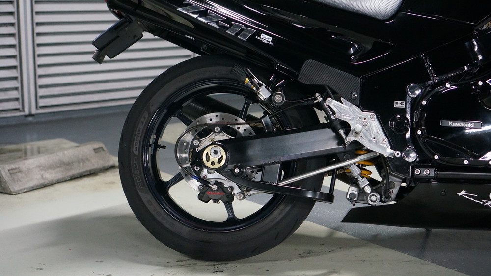 ZX-11 | Moto-Gallery