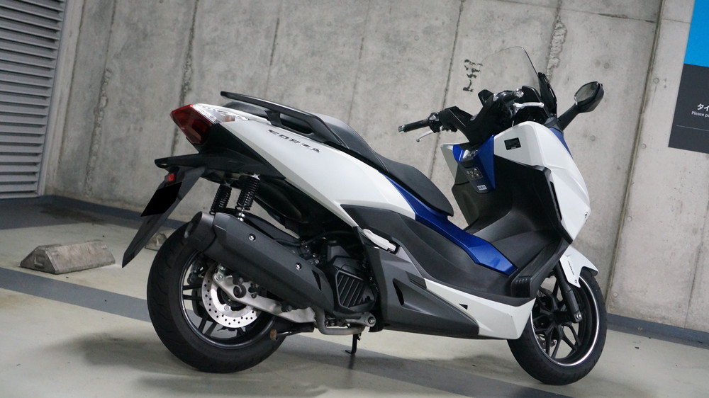 フォルツァ125 | Moto-Gallery