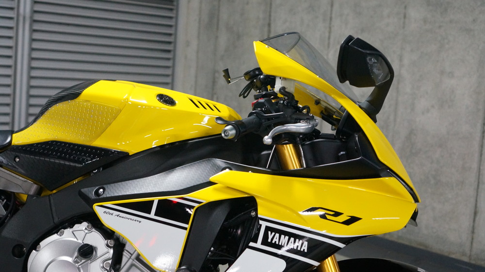 YZF-R1 2016年左右サイドのパネル！凄い美品！ YZF-R1 2016年左右サイドのパネル！凄い美品！