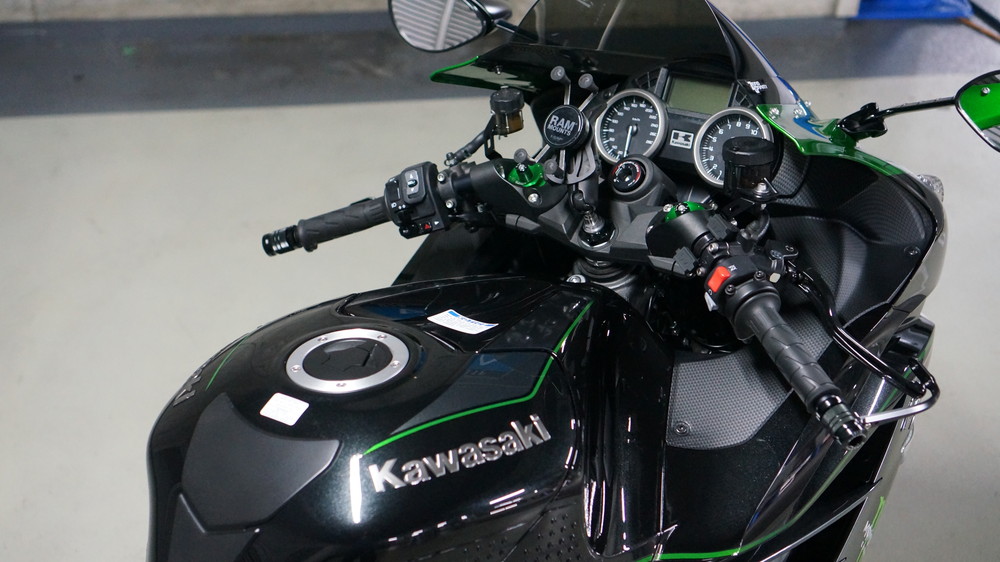 ZX-14R 2019年式 | Moto-Gallery