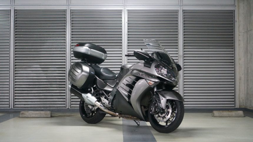 カワサキ 1400GTR バイク洗車 | Moto-Gallery