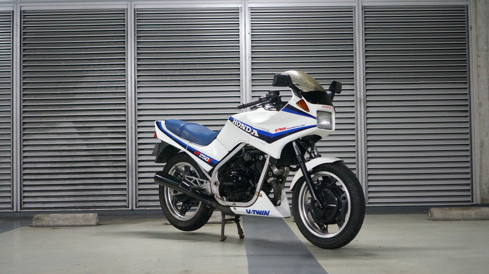 ホンダ vt250fe 福山市 瀬戸町 ホンダ VT250FE MC08 実働 書類付 吹け
