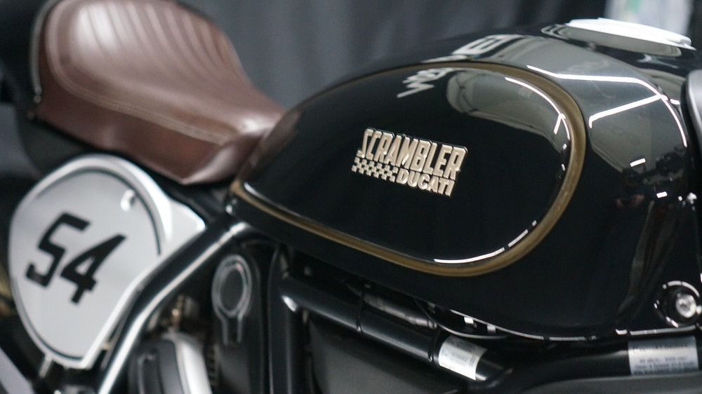 スクランブラーカフェレーサー | Moto-Gallery