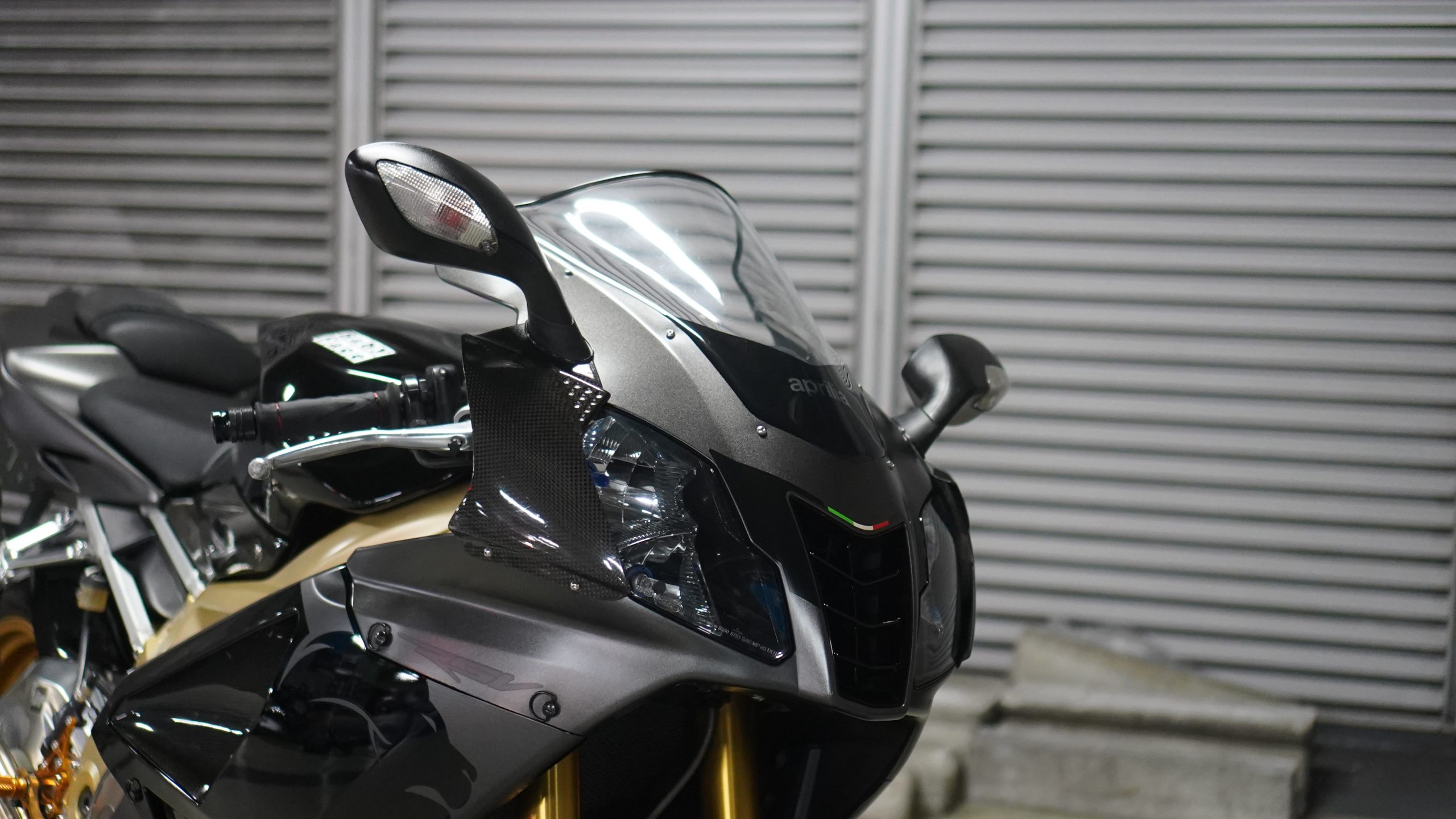 Aprilia RSV1000R Factory『バイク洗車・コーティング専門店 MotoEsthe