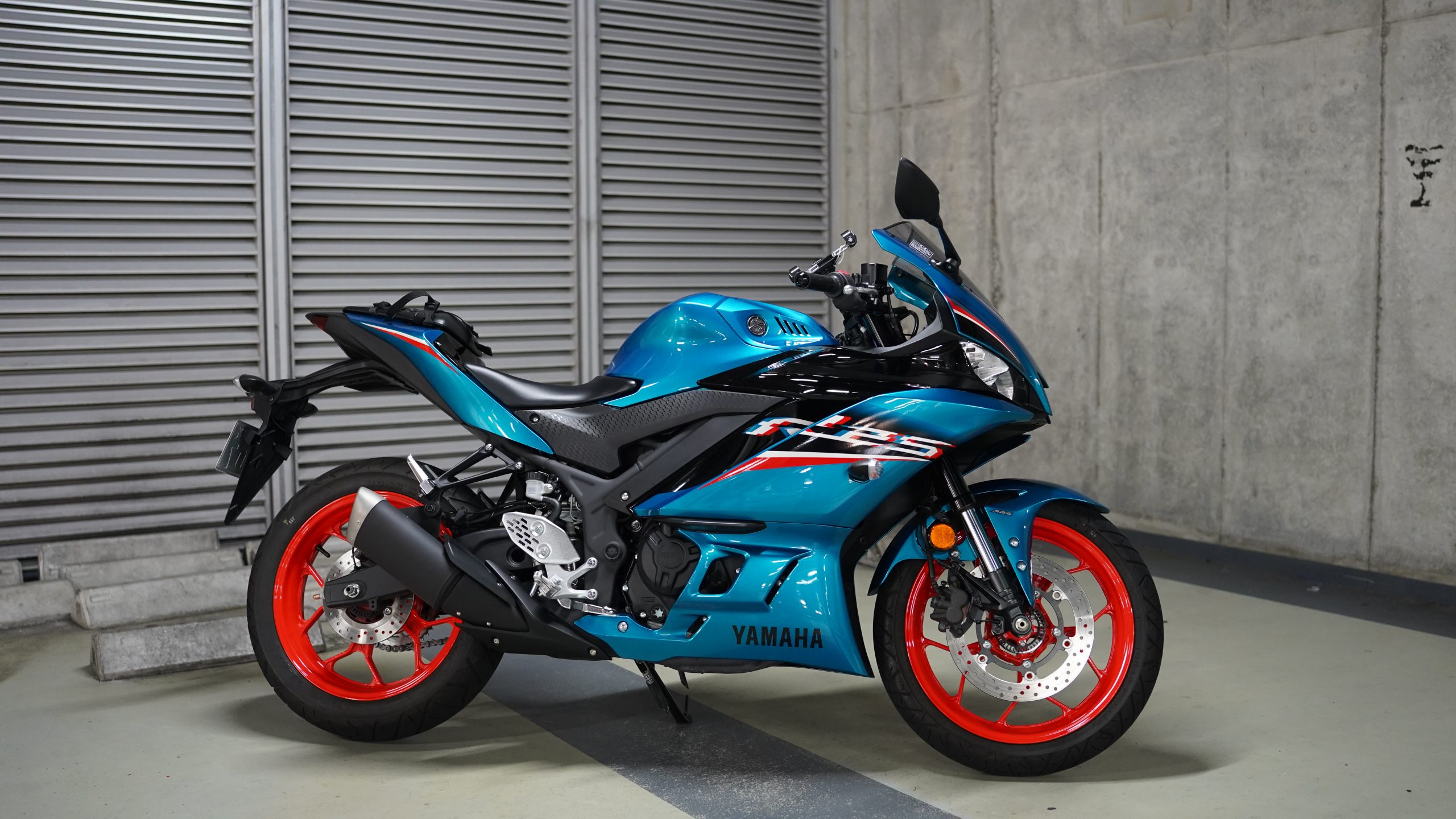 YZF-R25 | Moto-Gallery