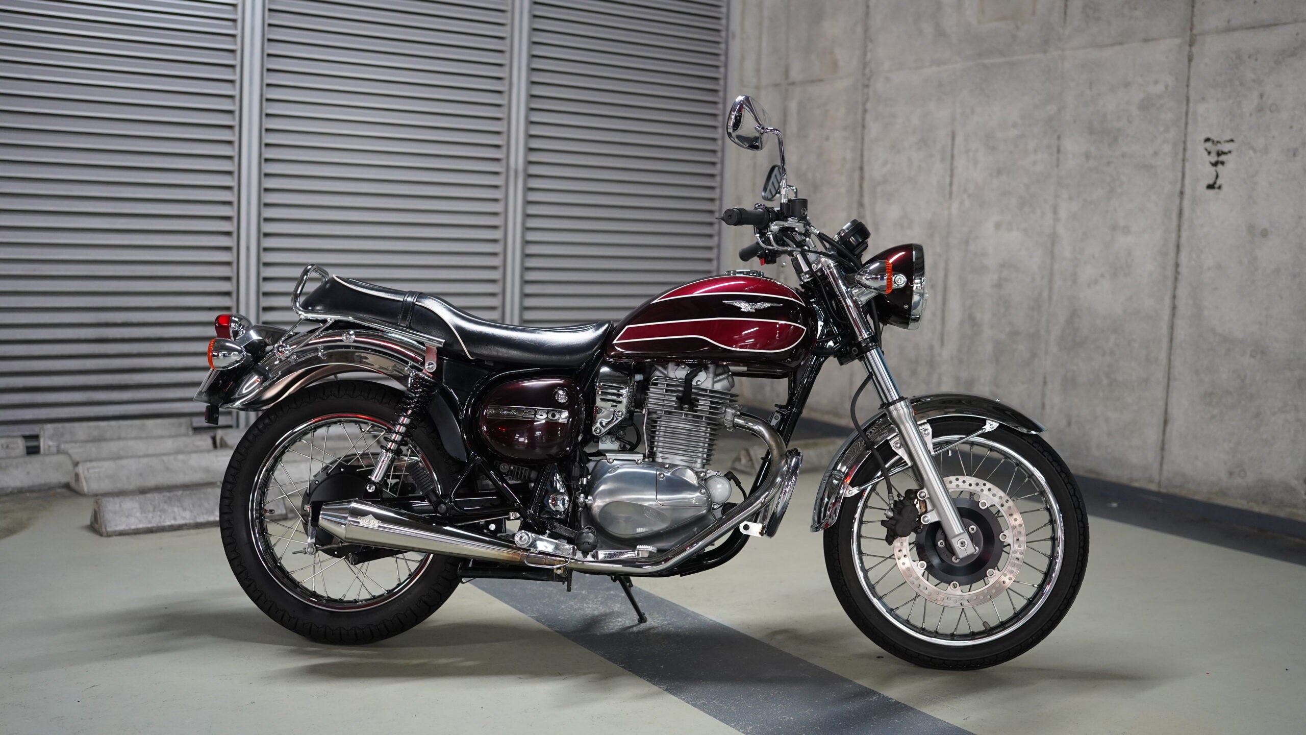 ESTRELLA Final Edition | Moto-Gallery
