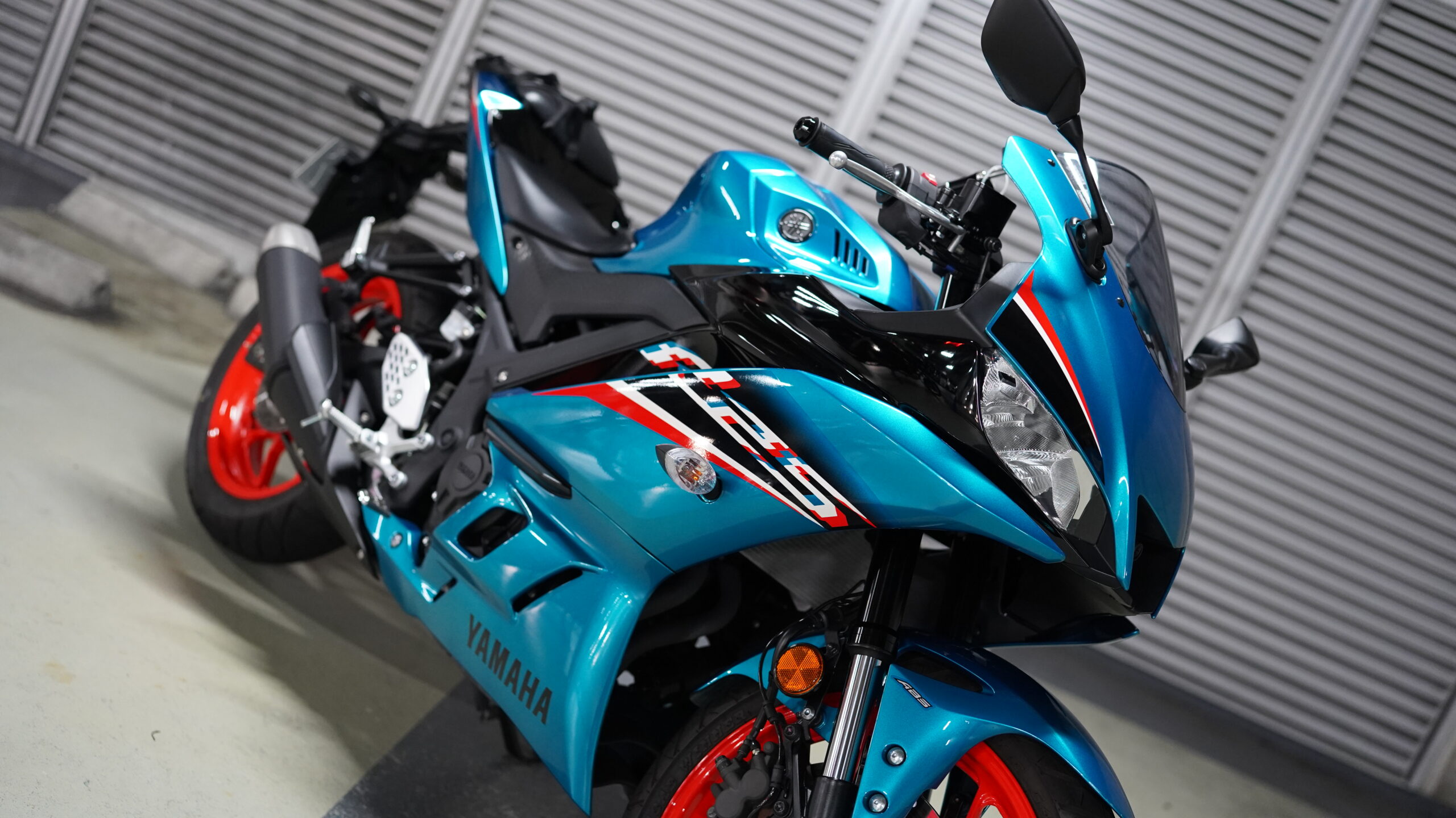 YZF-R25 | Moto-Gallery