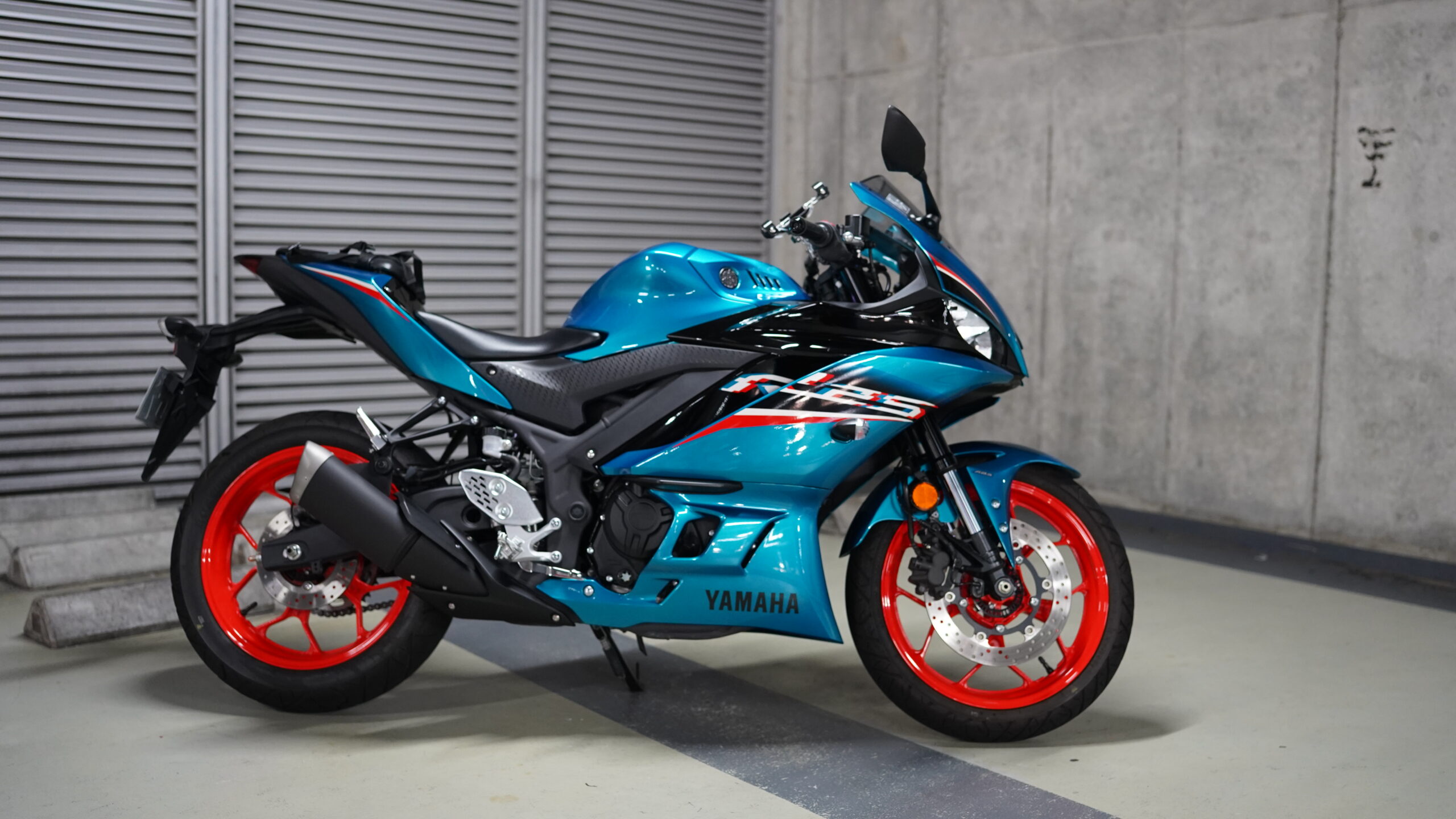 YZF-R25 | Moto-Gallery