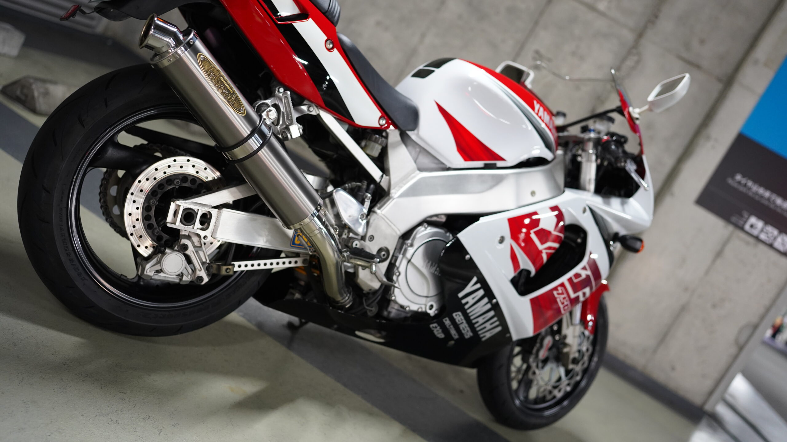 YZF750R | Moto-Gallery